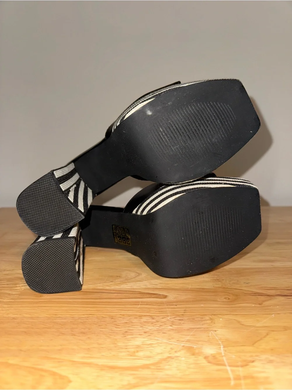 Black and White Striped Platform Heels, Pinstripe Size 7, Used a few times